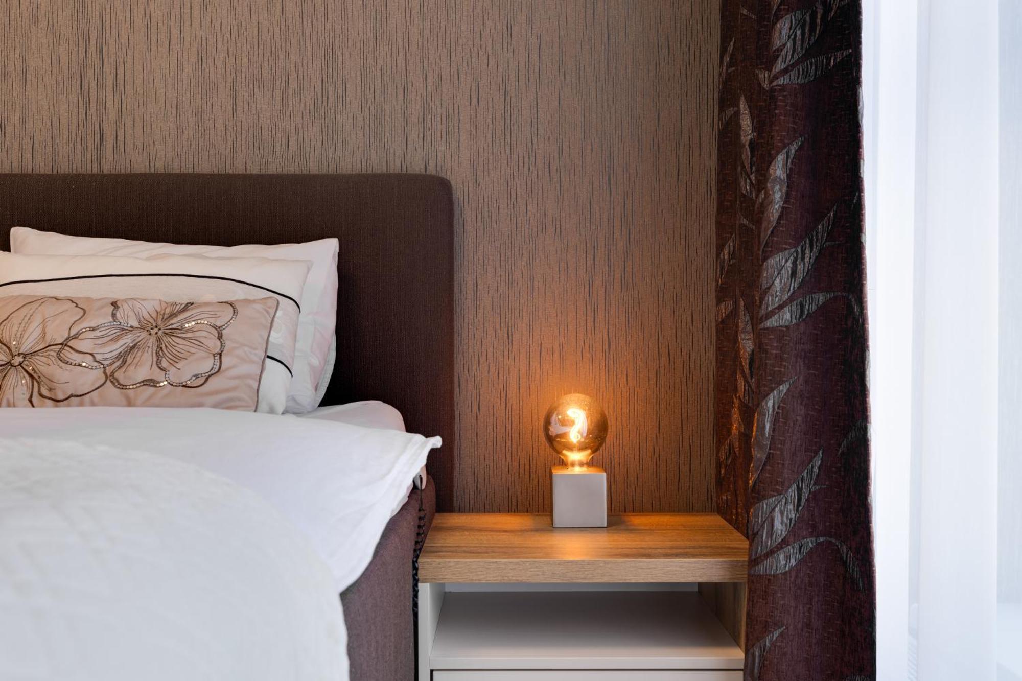 Apartman Leonardo - City Center Trnava Exteriör bild